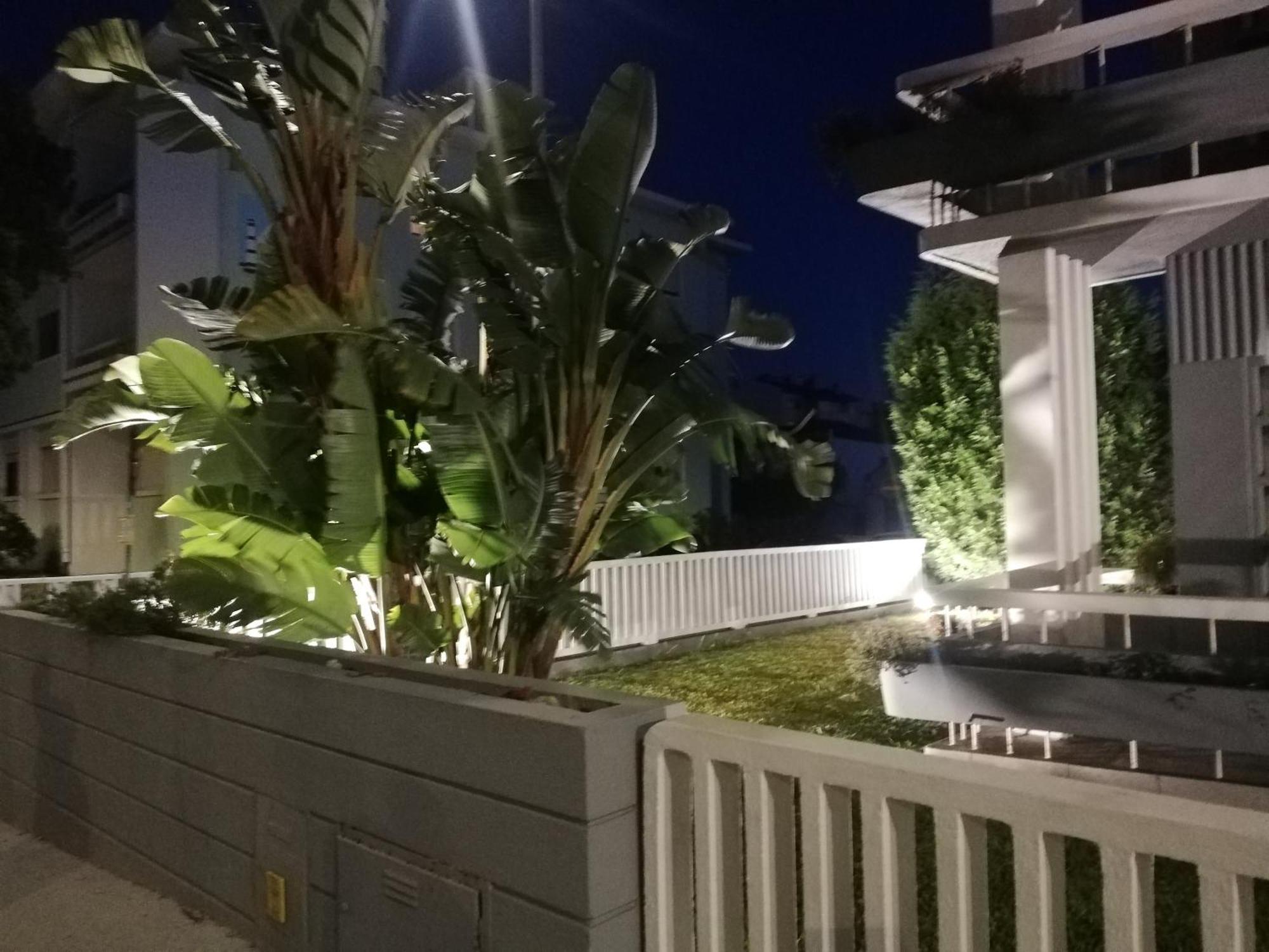 Buddies Charm House 阿威罗 外观 照片